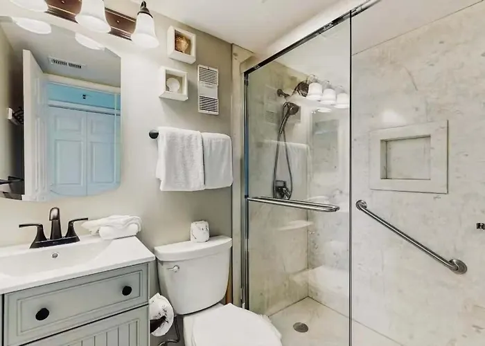 Holiday home Gulfview Wbalcony & Amenities - Shared Pools Hot Tubs Tennis