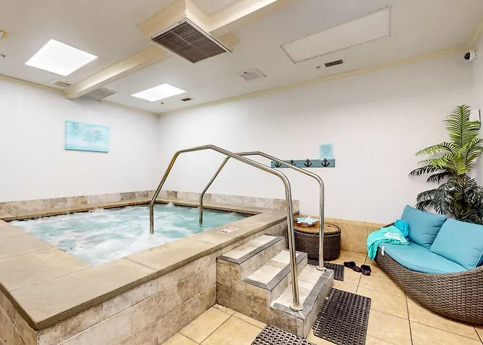 Holiday home Gulfview Wbalcony & Amenities - Shared Pools Hot Tubs Tennis *